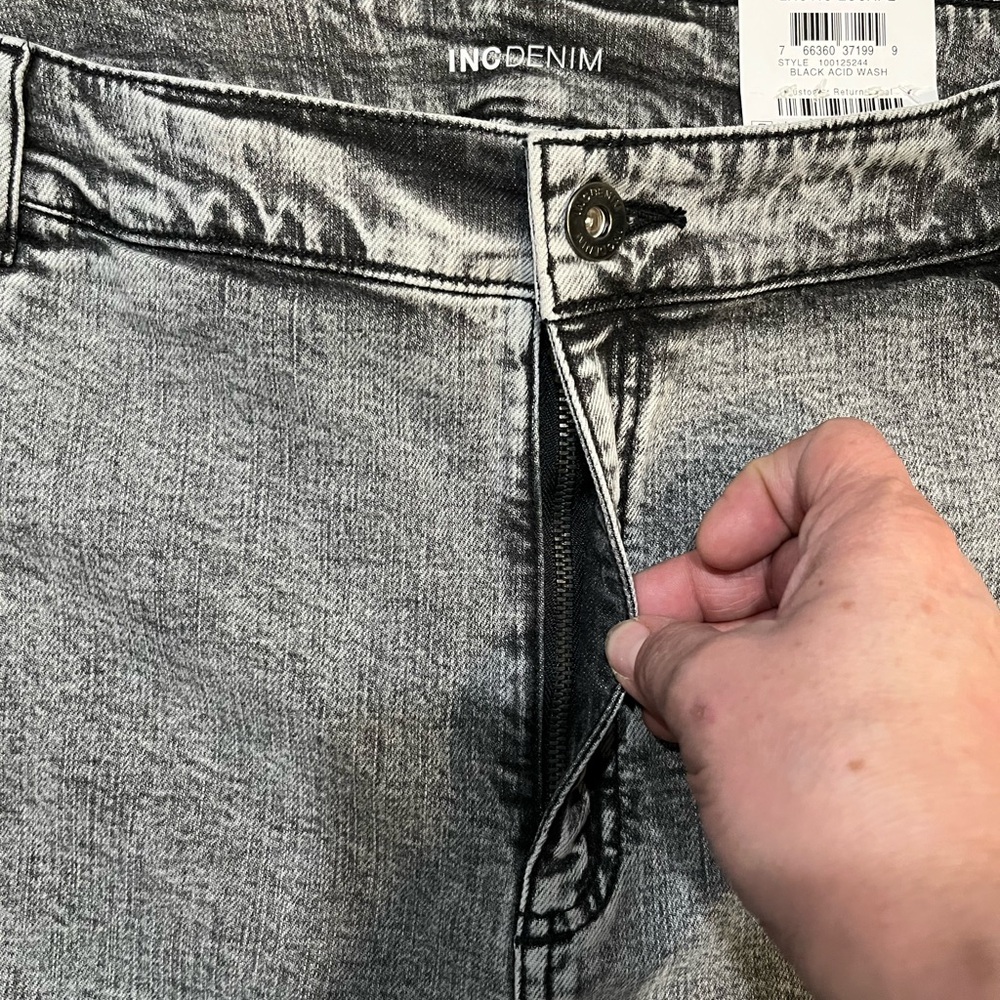 New INC denim Women's Gray Denim Shorts‎ - Picture 8 of 10